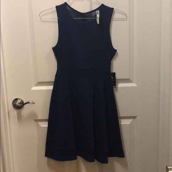 Blue Dress - Picture 1 of 6
